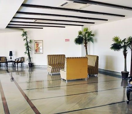 Hotel Ark Continental Rudrapur Εξωτερικό φωτογραφία