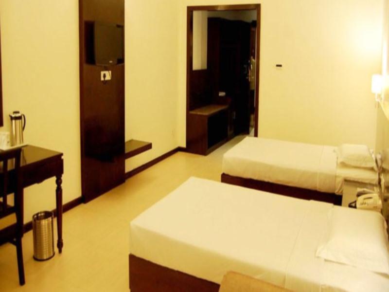 Hotel Ark Continental Rudrapur Εξωτερικό φωτογραφία